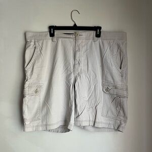 St. John's Bay Off White Cargo Shorts